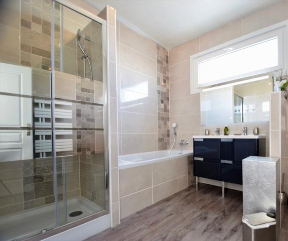 Maison 6 pièce(s) 5 chambre(s) 185 m²