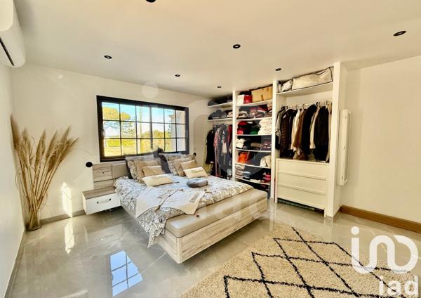 Maison d’architecte 7 pièces de 232 m² à Flassans-sur-Issole (83340)