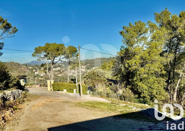 Maison d’architecte 7 pièces de 232 m² à Flassans-sur-Issole (83340)