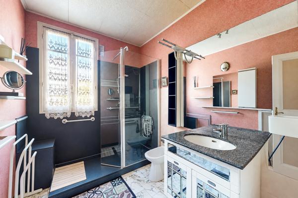 Alfortville – T3 traversant 72 m², double séjour et 2 caves