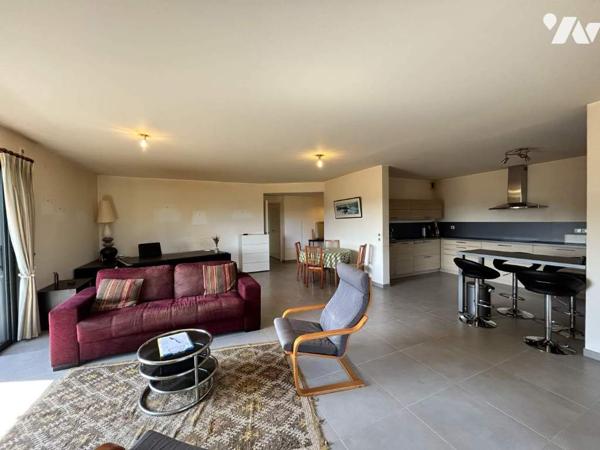 Appartement de standing, résidence récente