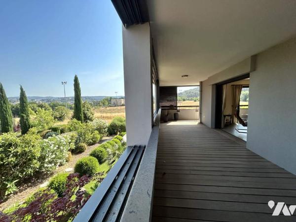 Appartement de standing, résidence récente