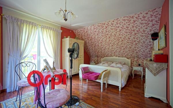 Maison à vendre    9 pièces •  Bernay