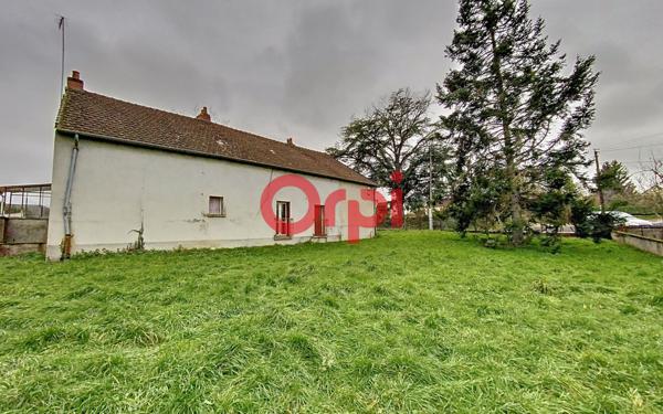 Maison à vendre    8 pièces •  Commentry