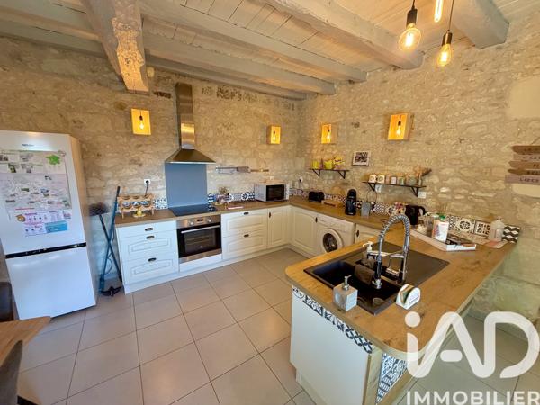 Maison à vendre 4 pièces 80 m² Scorbé-Clairvaux