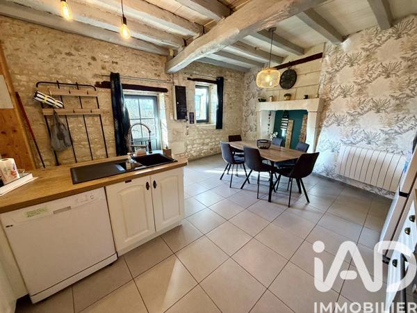 Maison à vendre 4 pièces 80 m² Scorbé-Clairvaux