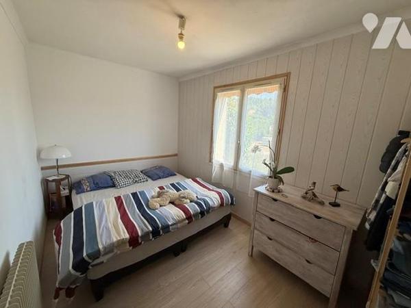 BERNAY MAISON PLAIN-PIED SUR SOUS SOL PROCHE TOUTES COMMODITES