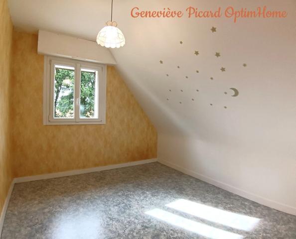 Maison de 115 m2 sur terrain de plus 3200 m2 avec hangar et ruisseau sur Pluméliau