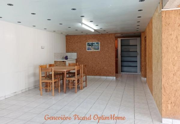 Maison de 115 m2 sur terrain de plus 3200 m2 avec hangar et ruisseau sur Pluméliau