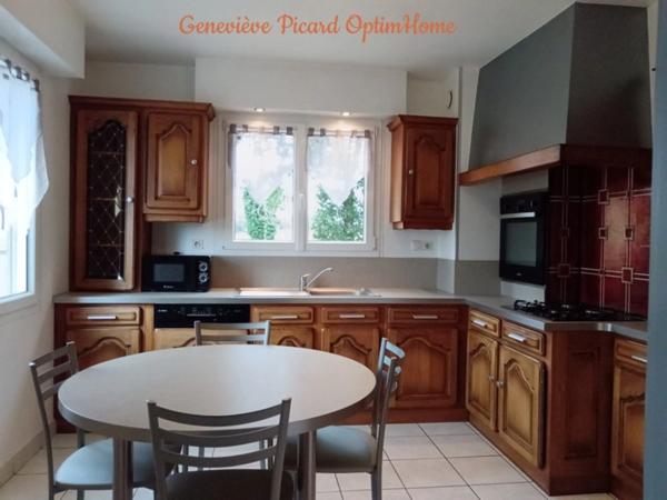 Maison de 115 m2 sur terrain de plus 3200 m2 avec hangar et ruisseau sur Pluméliau