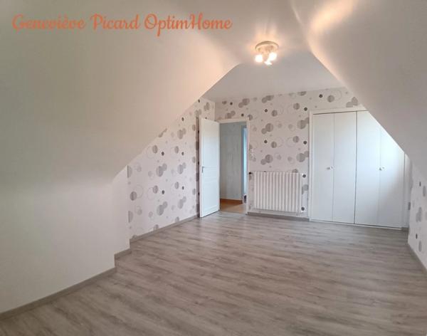 Maison de 115 m2 sur terrain de plus 3200 m2 avec hangar et ruisseau sur Pluméliau