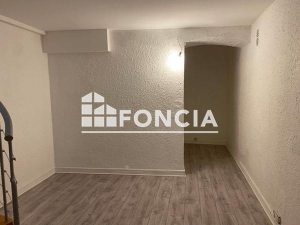 Location Local commercial 1 pièce 42 m² - 4 RUE DE LOING Paris 75014