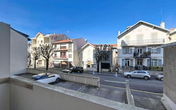 Appartement à vendre    2 pièces • 52 m2 Biarritz