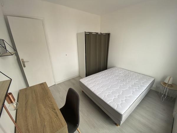 Location Appartement91,52 m² - 1 Pièce - MONTAUBAN (82000)