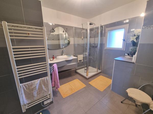 Maison 5 pièces - 135 m² Exclusivité efficity