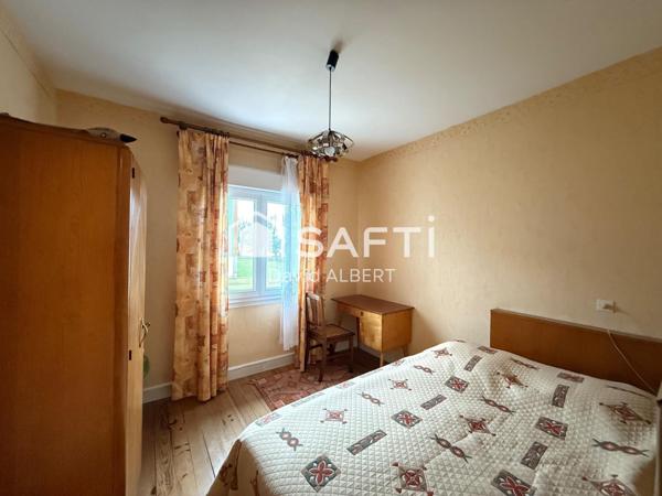 Maison familiale avec 5 chambres .