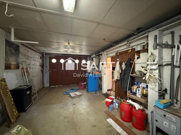 Maison familiale avec 5 chambres .