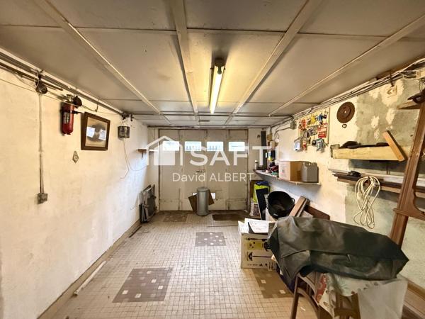 Maison familiale avec 5 chambres .