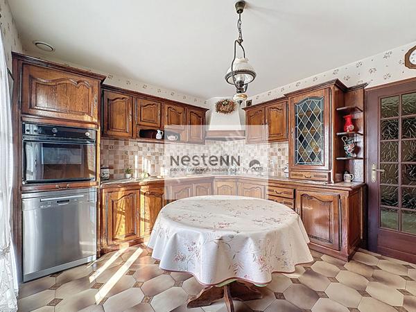 Spacieuse maison familiale de 7 pièces avec 5 chambres, grand jardin et belle luminosité à Poitiers