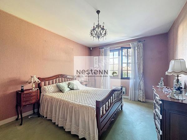 Spacieuse maison familiale de 7 pièces avec 5 chambres, grand jardin et belle luminosité à Poitiers