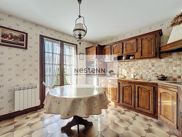 Spacieuse maison familiale de 7 pièces avec 5 chambres, grand jardin et belle luminosité à Poitiers