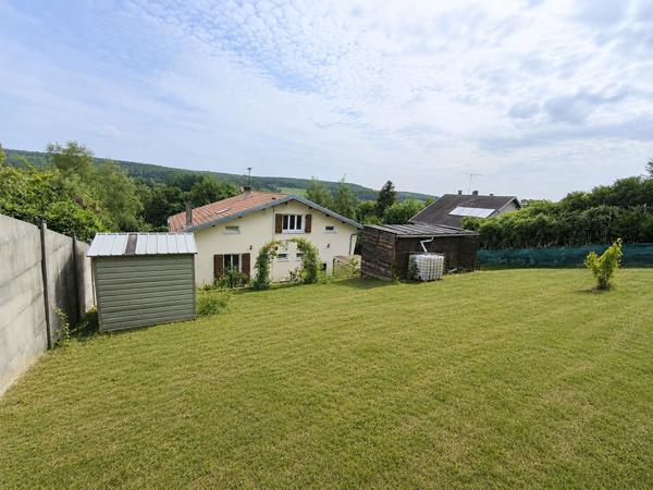 Maison familiale, 4 chambres et un terrain de 1500m2, proche Bar-sur-Aube
