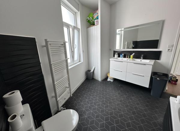 Maison 140 m²  - Centre-ville Hénin-Beaumont - 3 chambres + cour