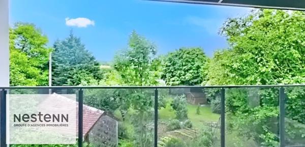 Appartement récent de 92 m² avec balcon