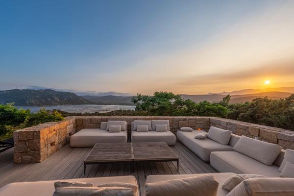 Vente Villa de luxe Porto-Vecchio 9 Pièces 470 m²