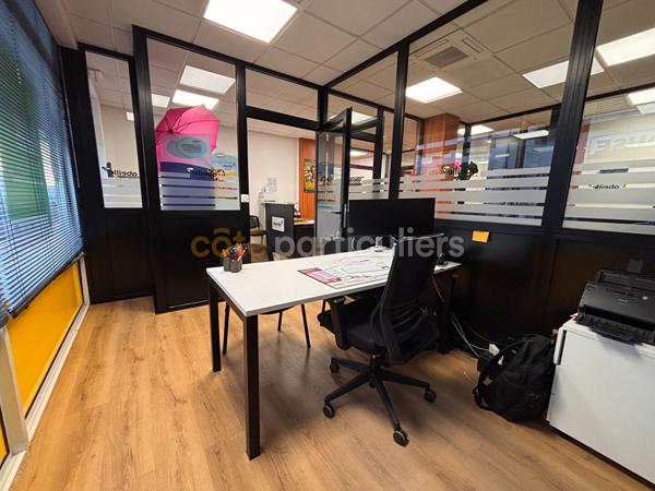 Vente
                Immeuble290 m² - 2 Pièces -
                    MONT DE MARSAN (40000)
