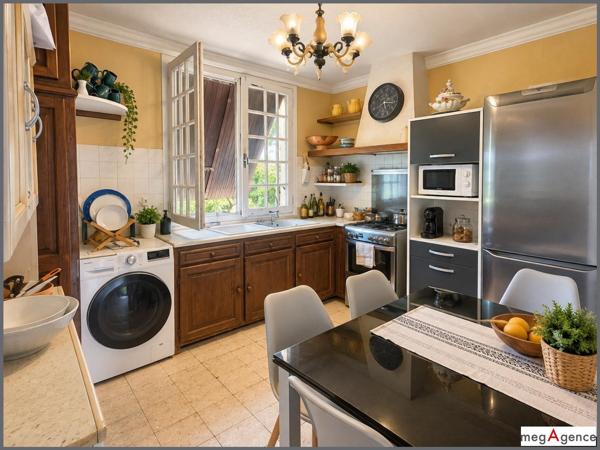 Maison à LE LUC, 83340 - 8 pièces 148m²