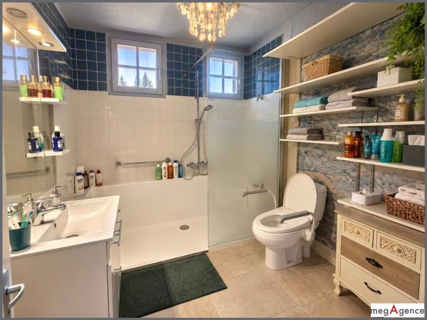 Maison à LE LUC, 83340 - 8 pièces 148m²