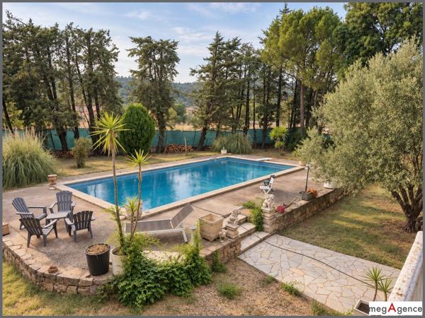 Maison à LE LUC, 83340 - 8 pièces 148m²
