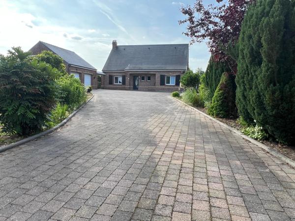 Nouveauté Meilleursbiens à Lillers Maison de caractère avec garage XXL et parc arboré