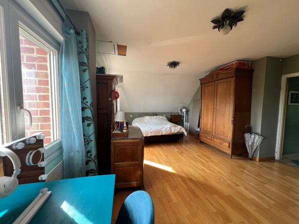 Nouveauté Meilleursbiens à Lillers Maison de caractère avec garage XXL et parc arboré