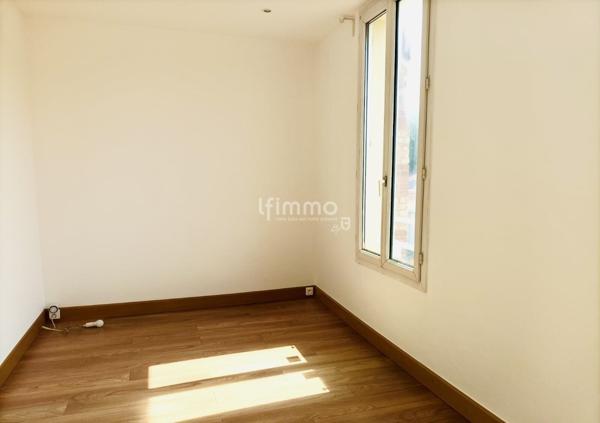 Villejuif, Maison de ville avec grand garage !