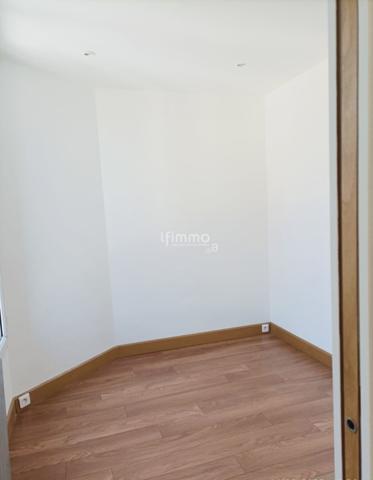 Villejuif, Maison de ville avec grand garage !