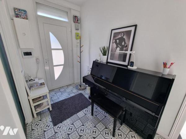 45200 AMILLY - Maison 134 m² avec piscine