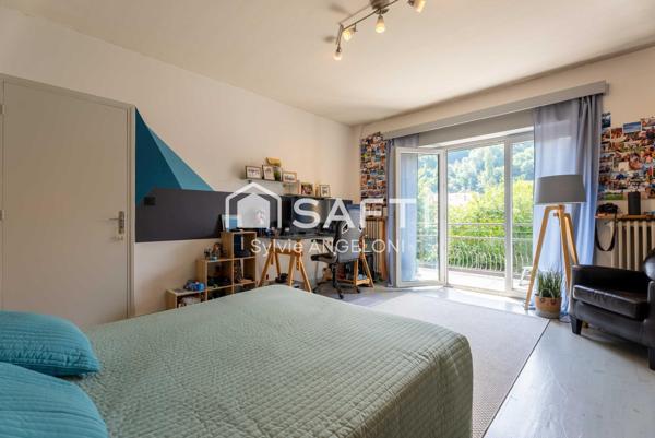 RARE- Maison d'architecte au cœur de La Tour-du-Pin (38110)