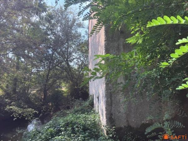 MOULIN A EAU AVEC TERRAINS AGRICOLES ET FORETS