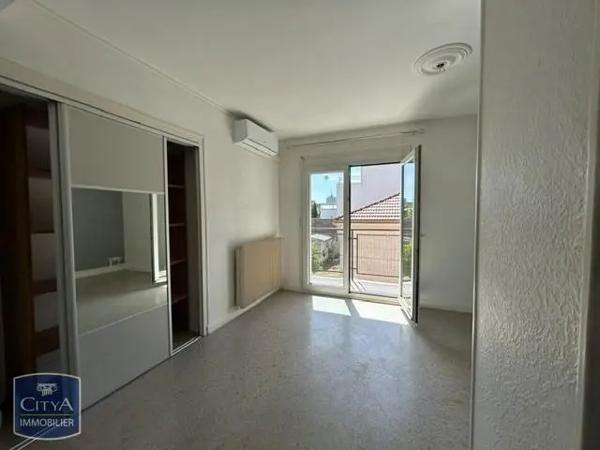 Appartement à louer 3 pièces 52.84m² Dijon (21000)