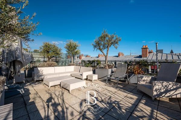 Neuilly-sur-Seine, Appartement 2 Chambres -  163 m² à vendre