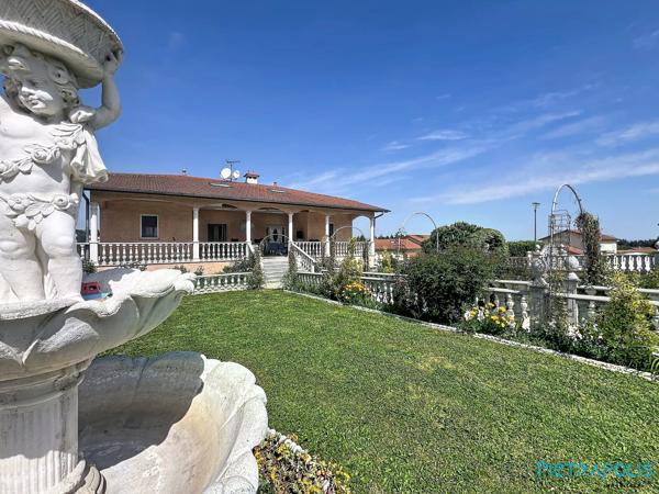 Grande maison familiale de 234 m² avec double garage