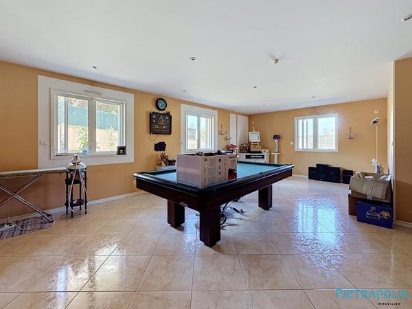 Grande maison familiale de 234 m² avec double garage