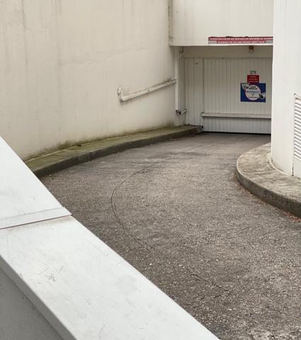 parking-place de stationnement