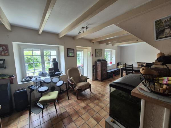 Charmante maison de 90m², 5 pièces sur un terrain de 1397m²