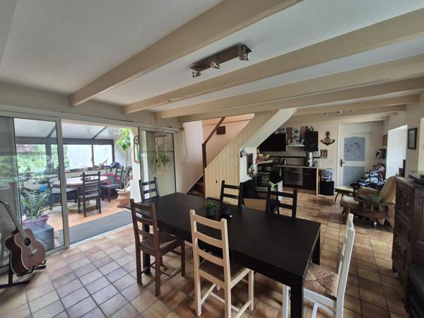 Charmante maison de 90m², 5 pièces sur un terrain de 1397m²