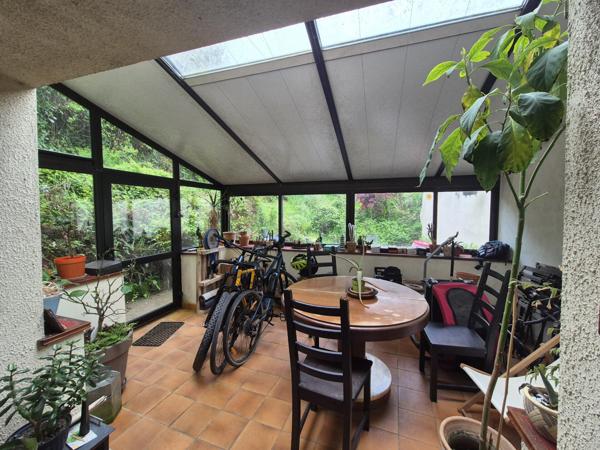 Charmante maison de 90m², 5 pièces sur un terrain de 1397m²