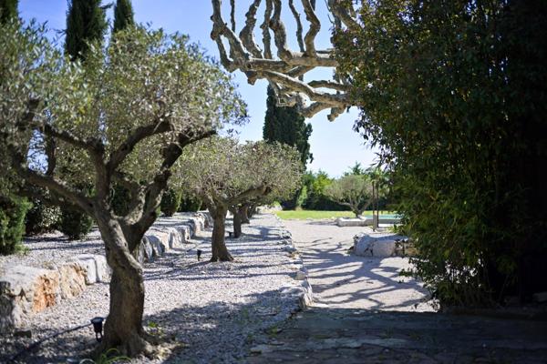 Location Maison de luxe Aix-en-Provence 15 Pièces 450 m²