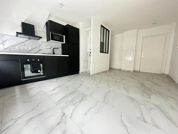 À louer : Appartement 2 pièces à Combs-la-Ville - Exclusivité Guy Hoquet